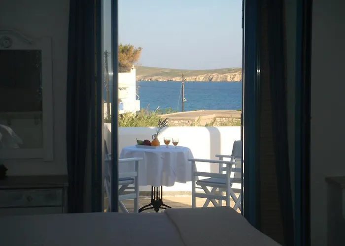 واستوديوهات نيسيوتيكو شقة